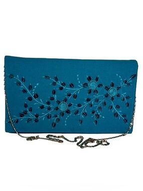 BEN MARC INTERNATIONAL satin clutch velvet vines and flowers embroidered pretty